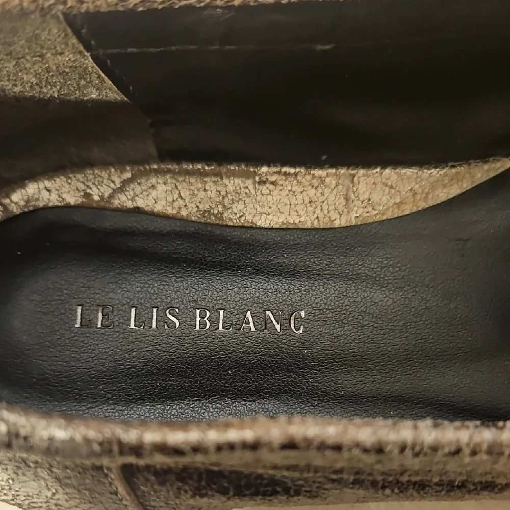 Women's Le Lis Lanc Metallic Gray Loafers with Gold Studs - Picture 7 of 9